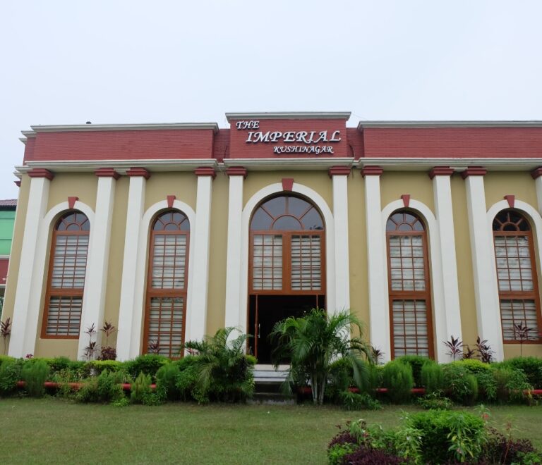 Hotel in Khushinagar