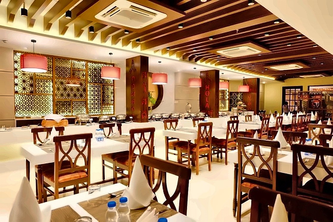Restaurant at The Imperial Kushinagar