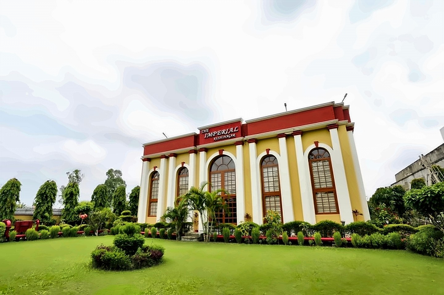 Smriti Vatika lawn, Kushinagar